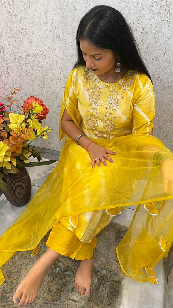 Sunshine Looks